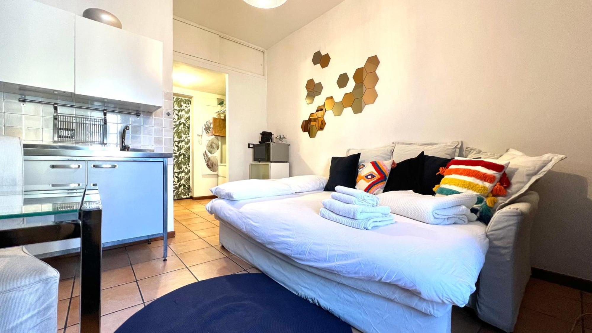Comecasa Grazioso Monolocale In Porta Romana Apartment Milan Bagian luar foto
